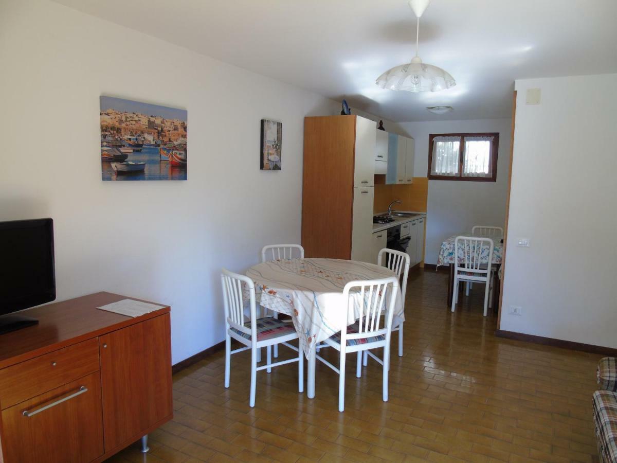 Villa Fidia Lignano Sabbiadoro Bagian luar foto